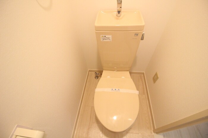 物件内観写真17　(トイレ)