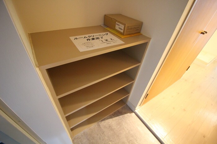 物件内観写真20　(室内からの展望)