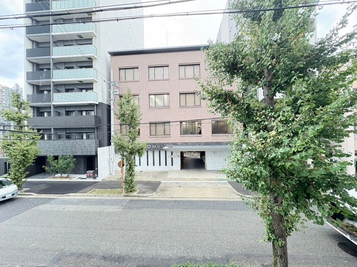 物件内観写真22　(室内からの展望)