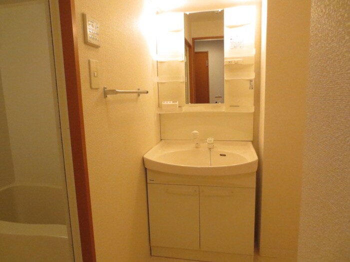 物件内観写真10　(洗面)