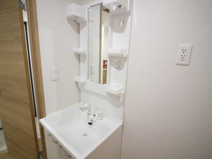 物件内観写真11　(洗面)