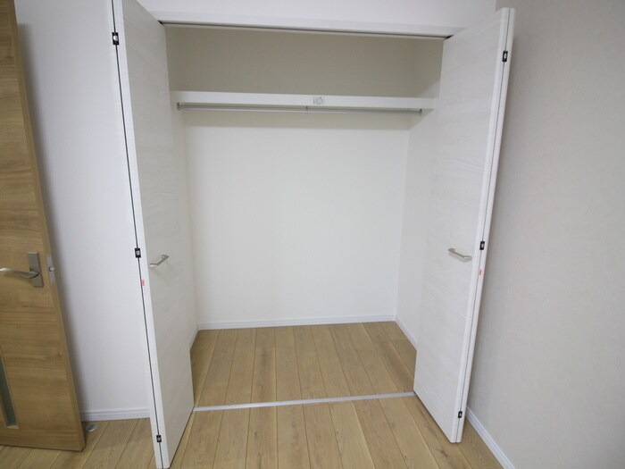 物件内観写真13　(収納)