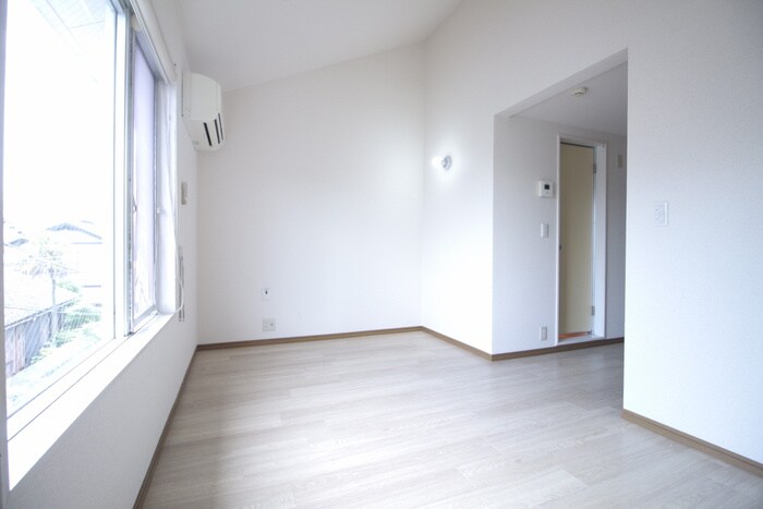 物件内観写真9　(居室)