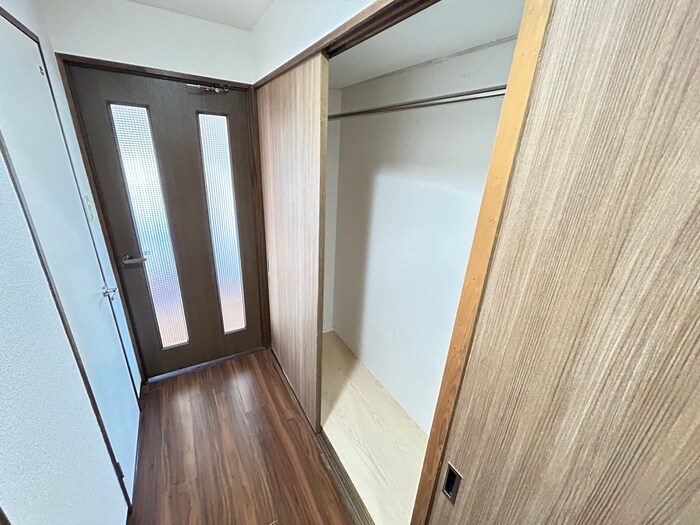 物件内観写真17　(収納)
