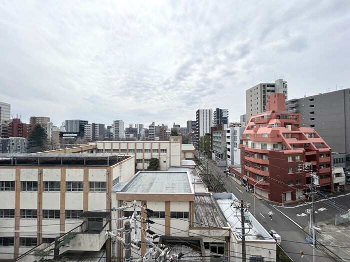 物件内観写真19　(室内からの展望)