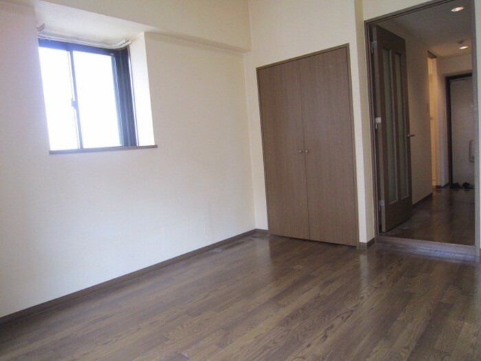 物件内観写真12　(居室)