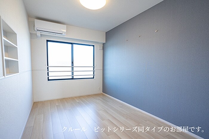 物件内観写真10　(居室)