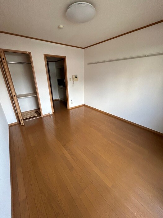 物件内観写真11　(居室)