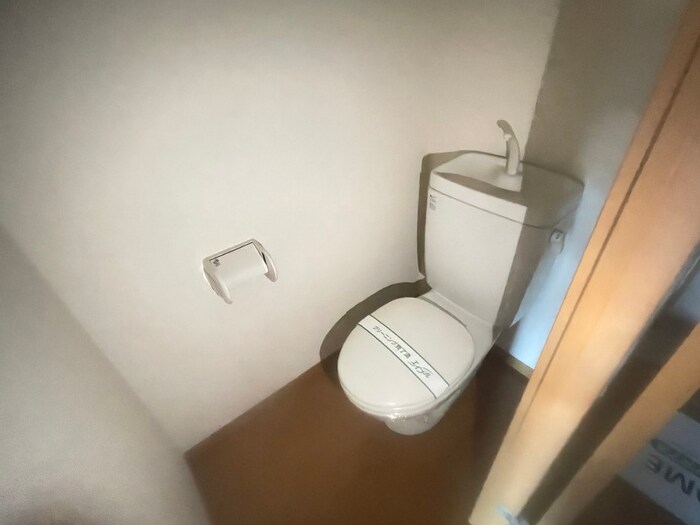 物件内観写真13　(トイレ)