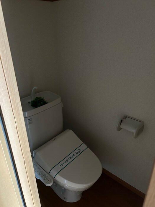 物件内観写真13　(トイレ)