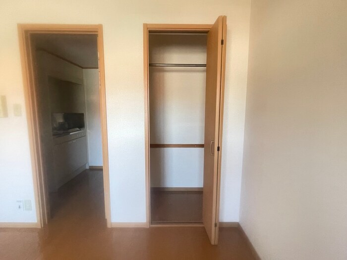 物件内観写真15　(収納)