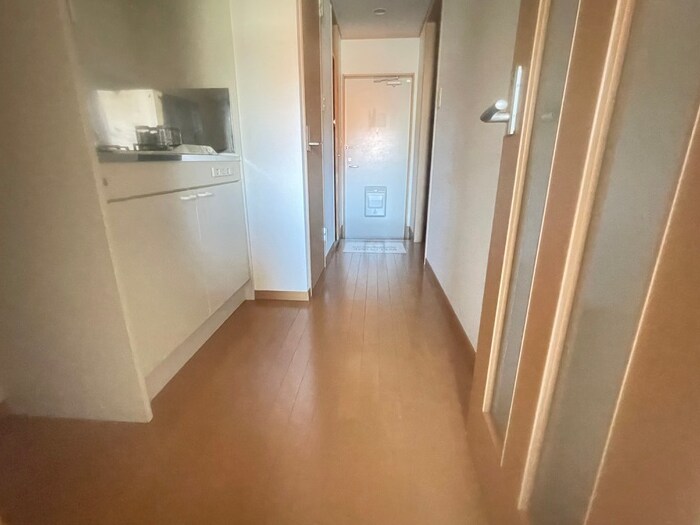 物件内観写真20　(廊下)