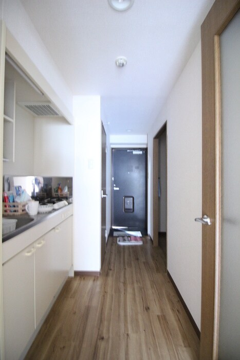 物件内観写真9　(廊下)