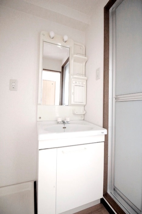物件内観写真9　(洗面)
