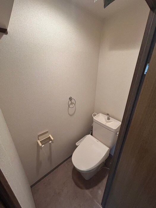 物件内観写真16　(トイレ)