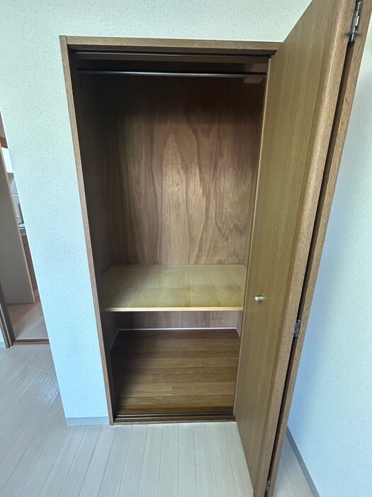 物件内観写真18　(収納)