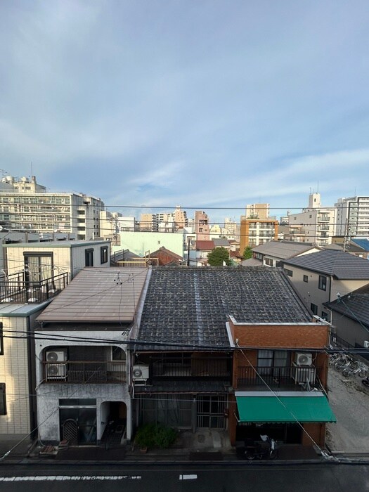 物件内観写真21　(室内からの展望)