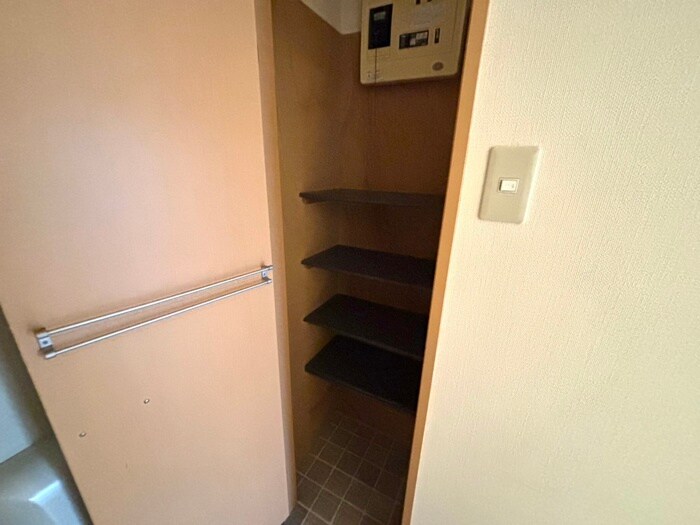 物件内観写真17　(靴箱)