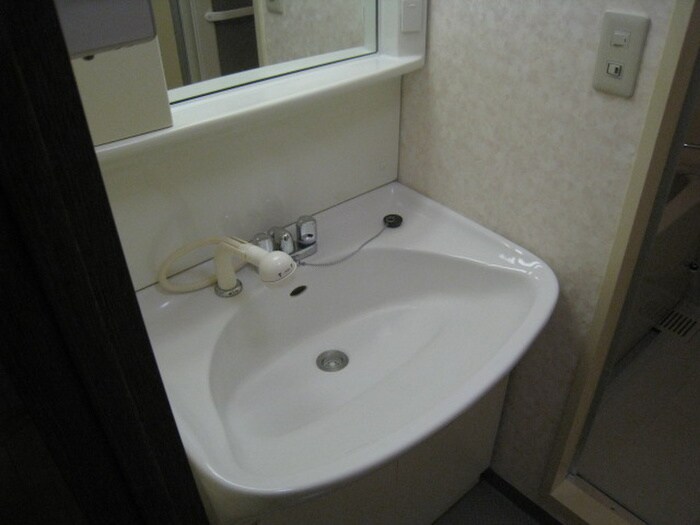 物件内観写真12　(洗面)