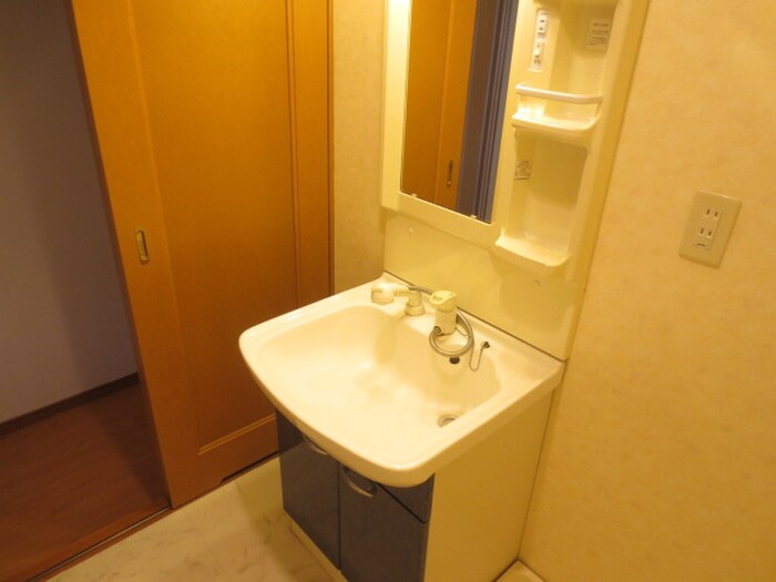 物件内観写真16　(洗面)