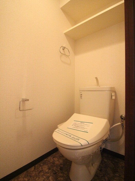 物件内観写真17　(トイレ)