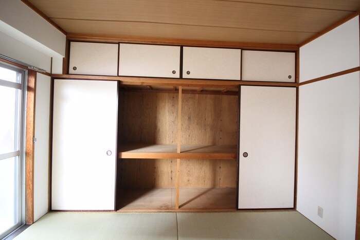 物件内観写真12　(収納)