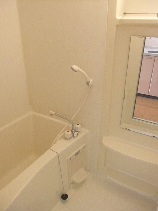 物件内観写真9　(バス／シャワールーム等)