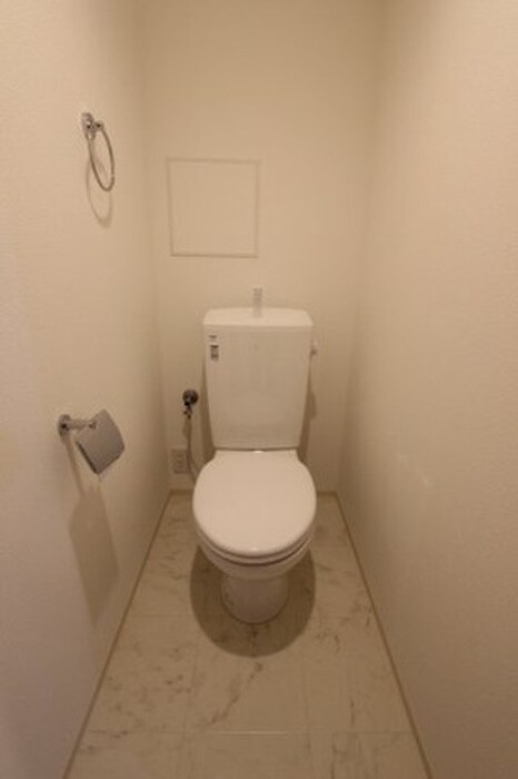 物件内観写真12　(トイレ)