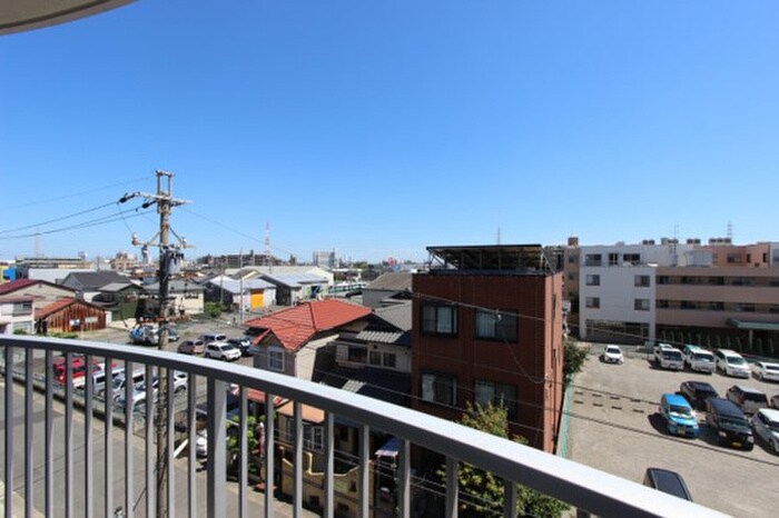 物件内観写真22　(室内からの展望)