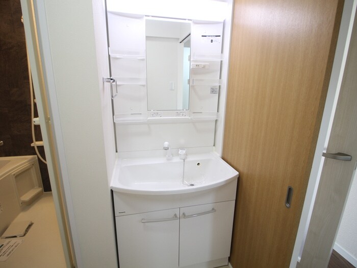 物件内観写真13　(洗面)