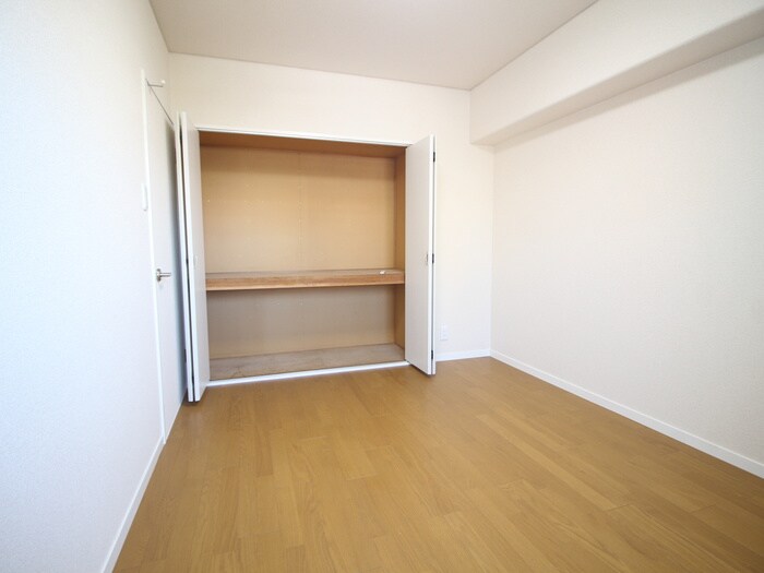 物件内観写真16　(居室)