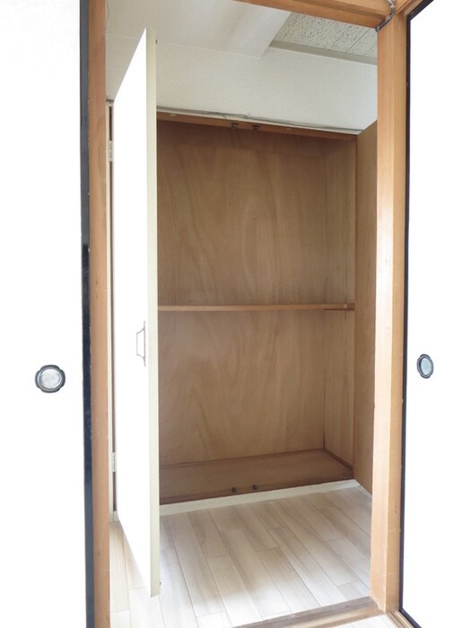 物件内観写真18　(収納)