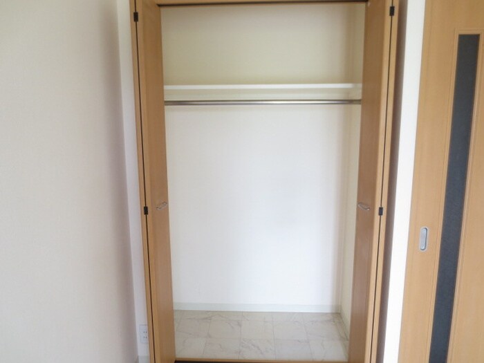 物件内観写真15　(収納)