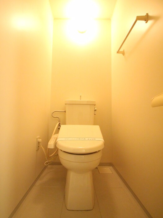 物件内観写真13　(トイレ)