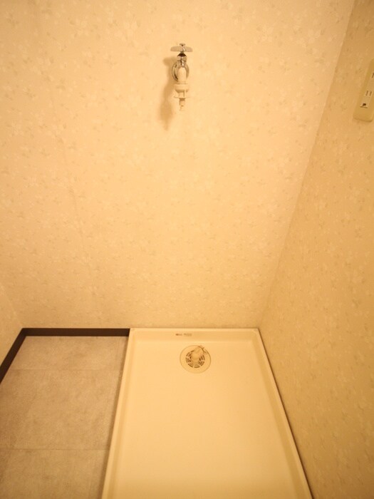 物件内観写真19　(洗濯機置場)