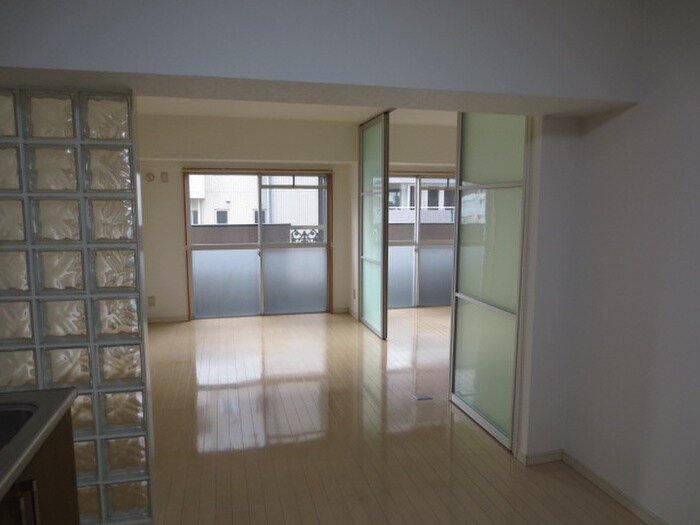 物件内観写真15　(居室)