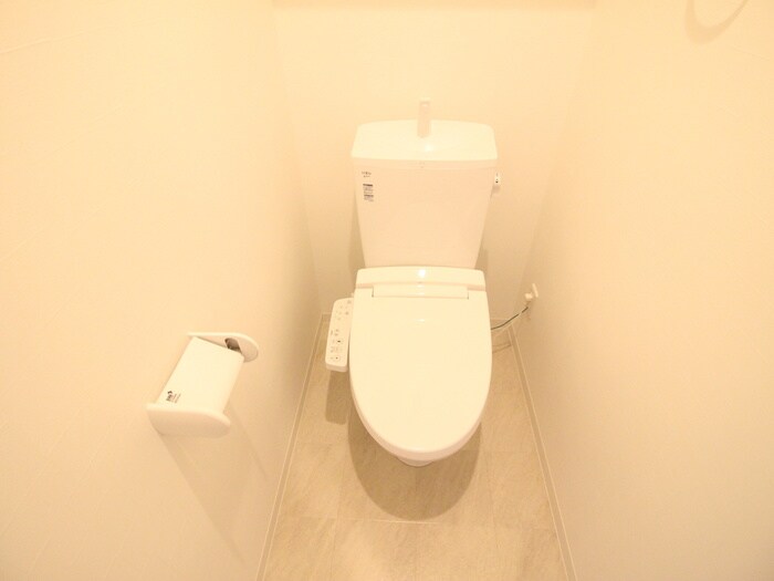 物件内観写真12　(トイレ)