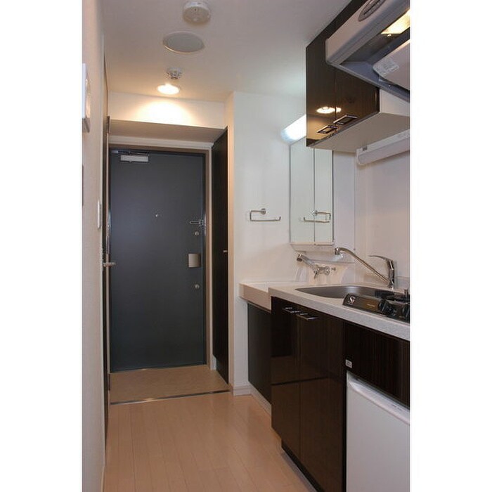 物件内観写真9　(廊下)