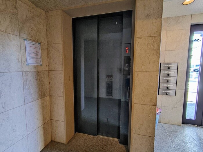 物件外観写真6　(建物設備)