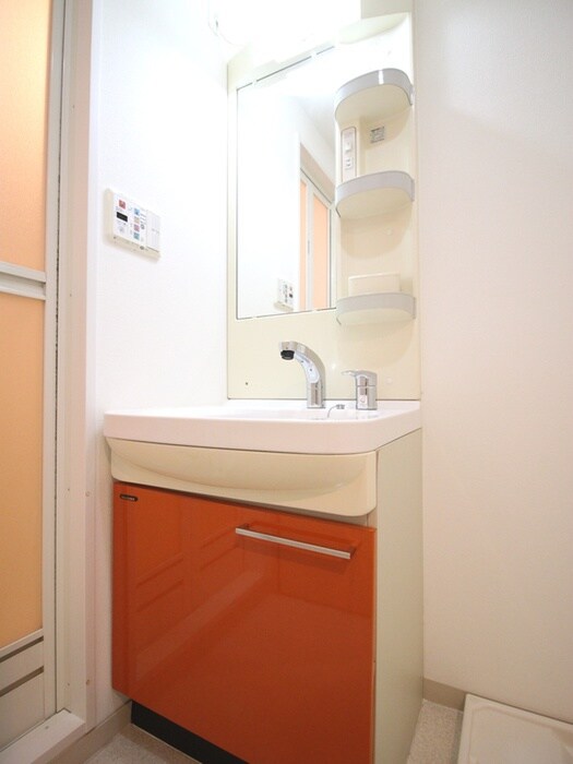 物件内観写真11　(洗面)