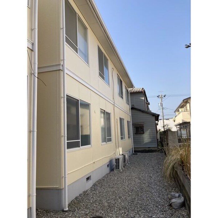 物件外観写真4　(外観写真)