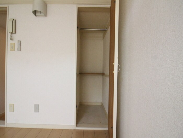 物件内観写真16　(収納)