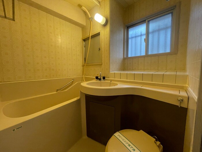 物件内観写真12　(洗面)