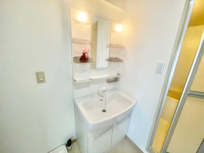 物件内観写真11　(洗面)