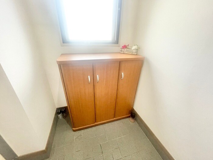 物件内観写真14　(靴箱)