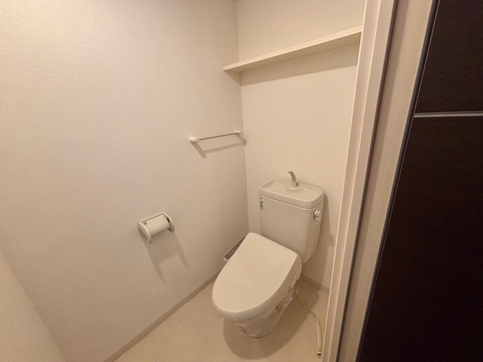 物件内観写真11　(トイレ)
