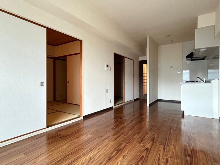 物件内観写真7　(居室)