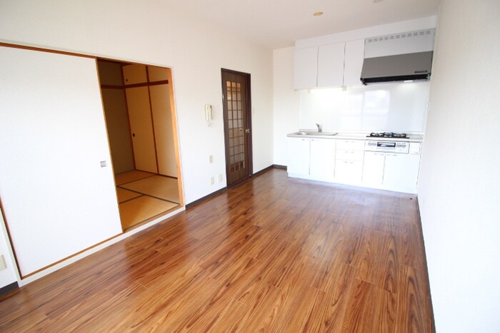 物件内観写真7　(居室)