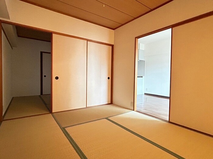 物件内観写真8　(居室)