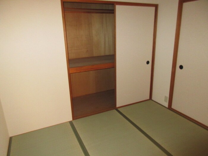 物件内観写真17　(収納)